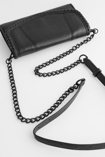 Black purse 2025 with black chain