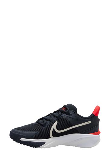 Nike star runner junior trainers top