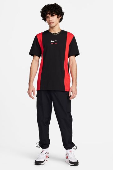 Nike lightweight cargo joggers sales