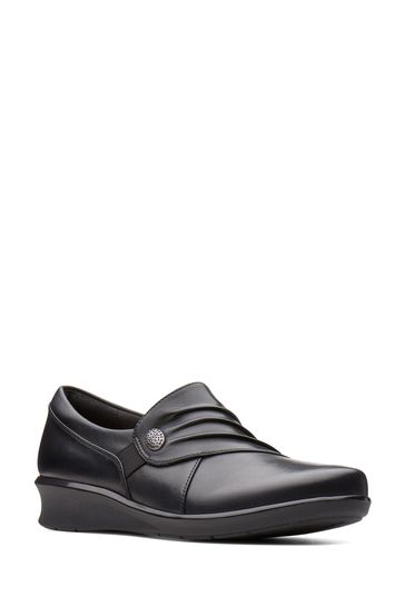 Clarks women's hope race loafer sale
