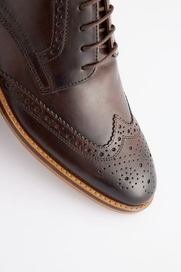 Brown Regular Fit Contrast Sole Leather Brogues
