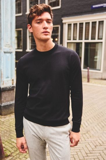Black sales sweater jumper