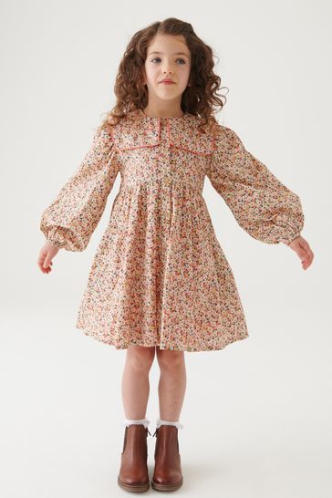 Dress with deals collar and sleeves