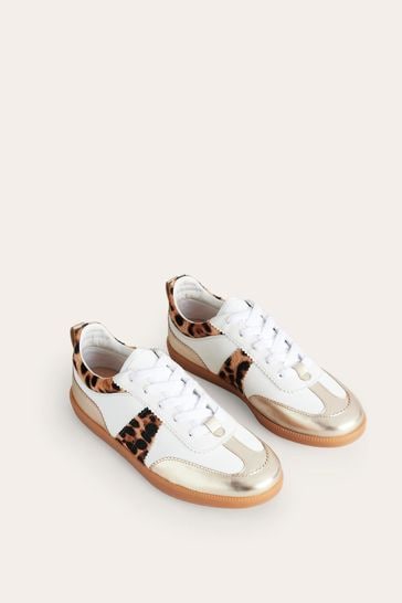 Boden trainers discount