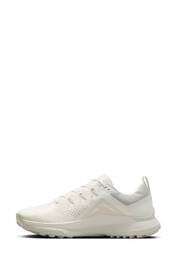 All white reacts store