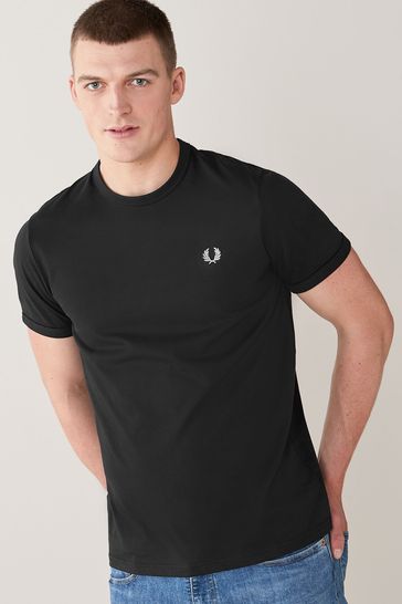 fred perry black tee
