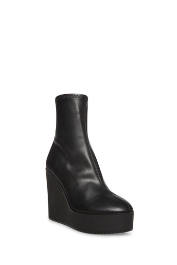 Tabi platform boot hot sale