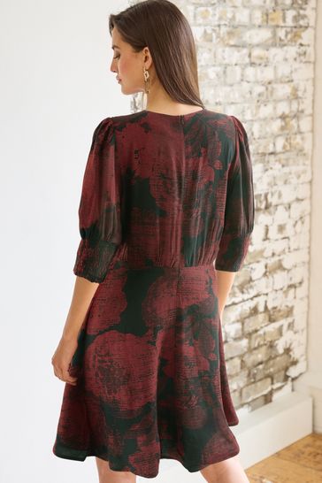 Black short on sale sleeve mini dress
