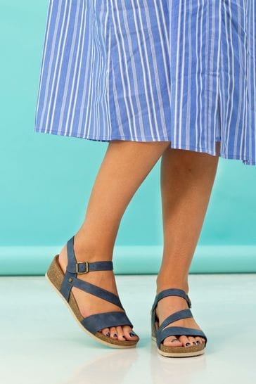 Lunar hotsell navy sandals