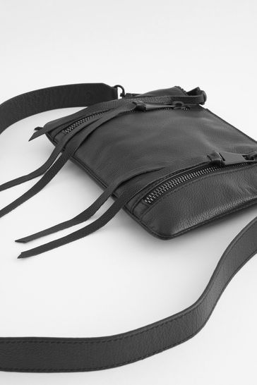Black zip best sale cross body bag