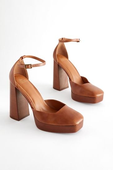 Tan Brown Forever Comfort® Square Toe Platform Heel Shoes