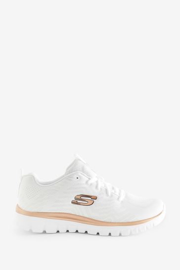 All white skechers shoes 2025