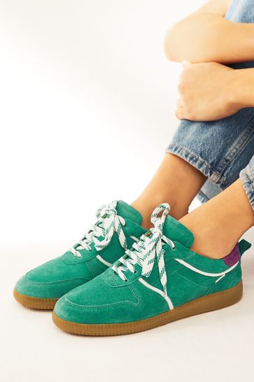 Green outlet comfort sneakers