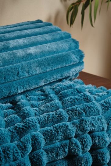 Catherine Lansfield Teal Soft and Cosy Ribbed Faux Fur Throw