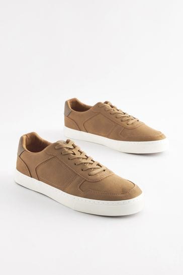 Tanned trainers top