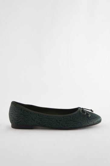 Green wide shop width shoes