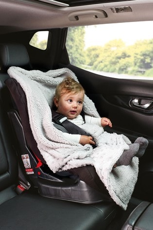 Tufted Spot Car Seat Blanket From Next Spain - Baby Blanket That Fits Into Car Seat
