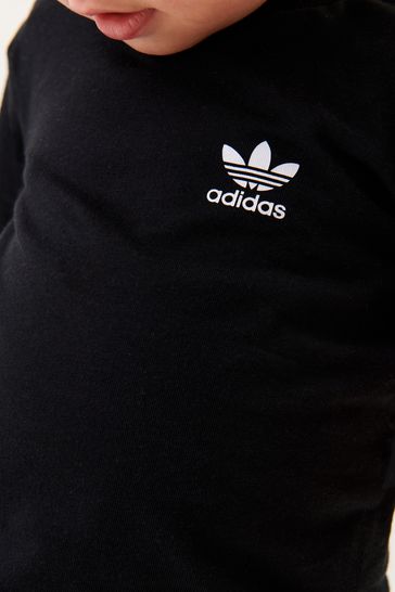 Adidas 2025 sweatshirt shorts
