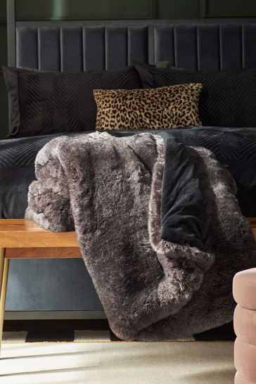 Charcoal grey faux fur throw 2025