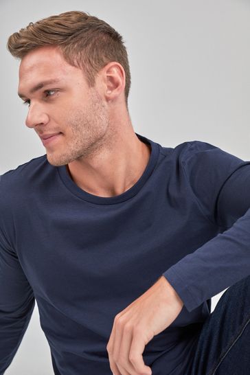 Long neck online t shirt
