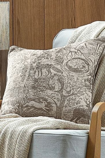 furn. Taupe Winter Woods Animal Chenille Cushion