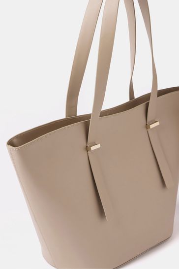 Buy Mint Velvet Nude Leather Tote Bag from Next Luxembourg