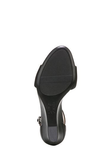 Naturalizer women's vivy wedge sandal hot sale