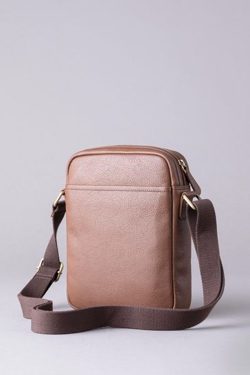 Lakeland Leather Discoverer Messanger Bag
