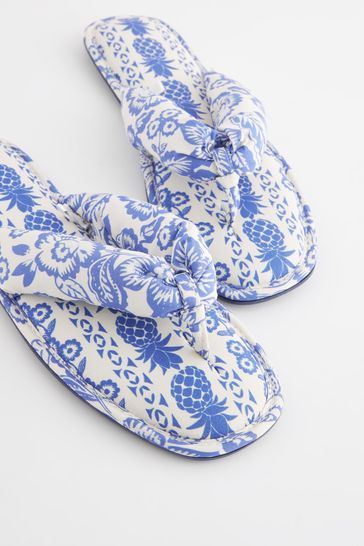 Blue hot sale white slippers