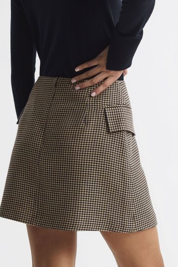Dogtooth deals wool skirt