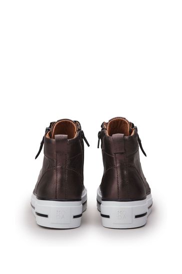 Chunky sole top lace up trainers