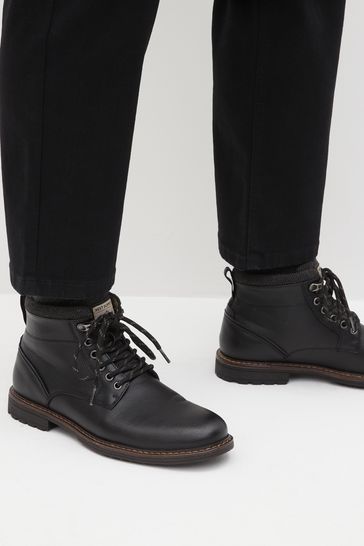Black outlet chukka boots