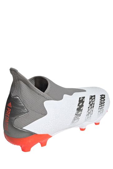 Predator football boots clearance