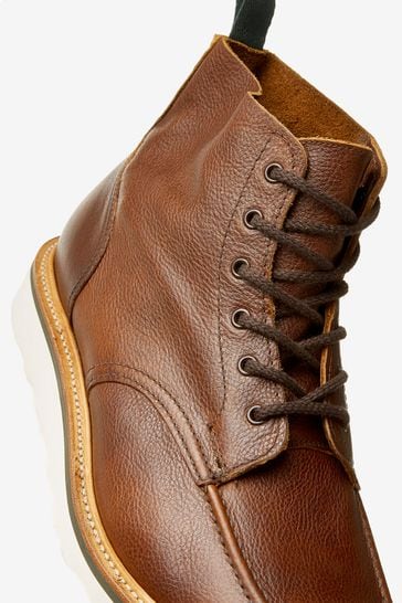 Trask andrew mid hot sale apron toe boot