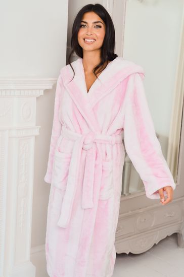 Baby pink fluffy dressing gown shop