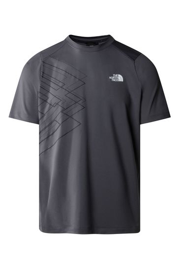 Camiseta de manga corta con estampado gráfico Mountain Athletics de The North Face