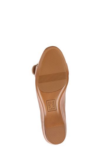 Naturalizer beige clearance shoes