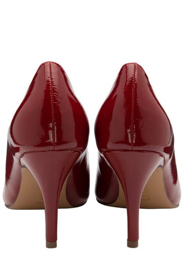 Red patent court shoes uk deals