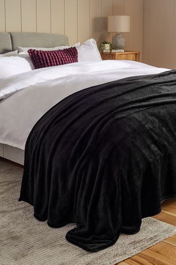 Black fleece throw blanket shop