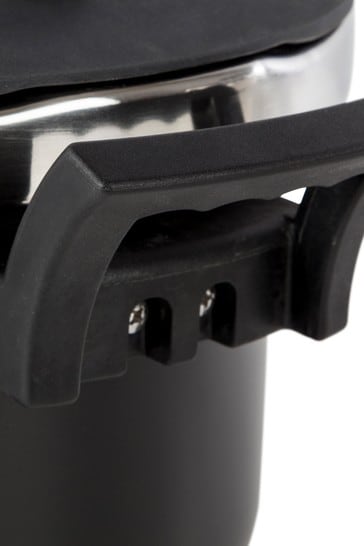 Tower 6 litre deals sure touch pressure cooker