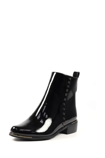 Ladies flat black hotsell ankle boots uk