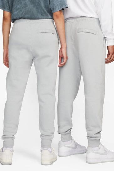 Nike grey club joggers clearance