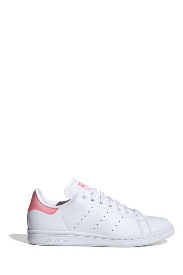Pale pink hot sale stan smiths