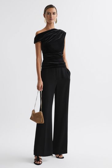 Black velvet off top the shoulder top