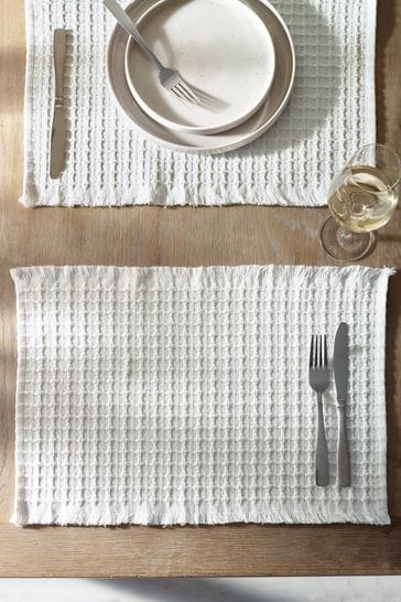 Set of 2 White Waffle Fabric Placemats