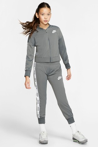nike girls tricot tracksuit