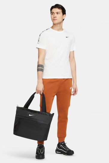 nike sportswear essentials tote bag