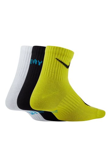 Yellow nike store socks