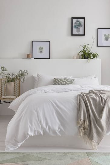 White duvet cover and pillowcases hotsell