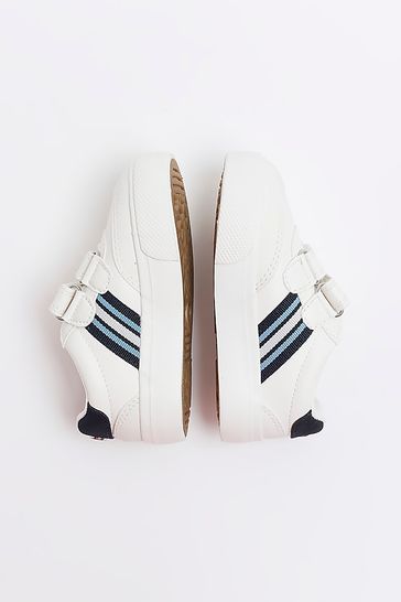 River island hotsell infant trainers